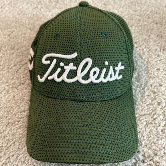 Titleist Golf Cap - Picture 1 of 6